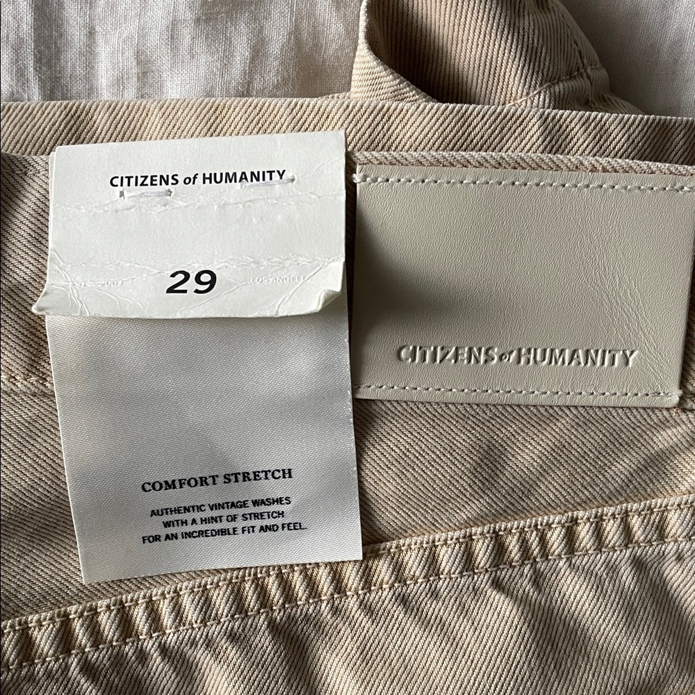 Citizens Of Humanity wide leg Beverly trouser in Taos Sand - Picture 7 of 9
